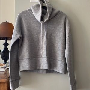 UGG 100% Merino Wool Funnel Neck sweater size XS